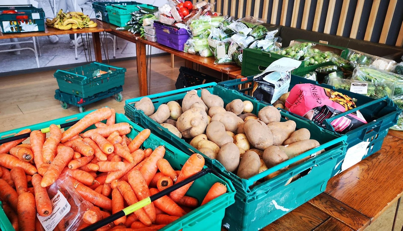 How not to delay in a queu when you get to a foodbank